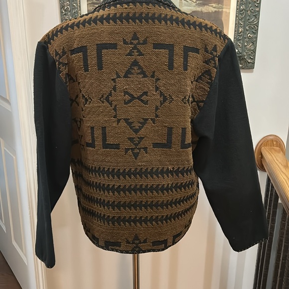 Nikki Saggars Jackets & Blazers - Southwestern Aztec Style Blazer Jacket
